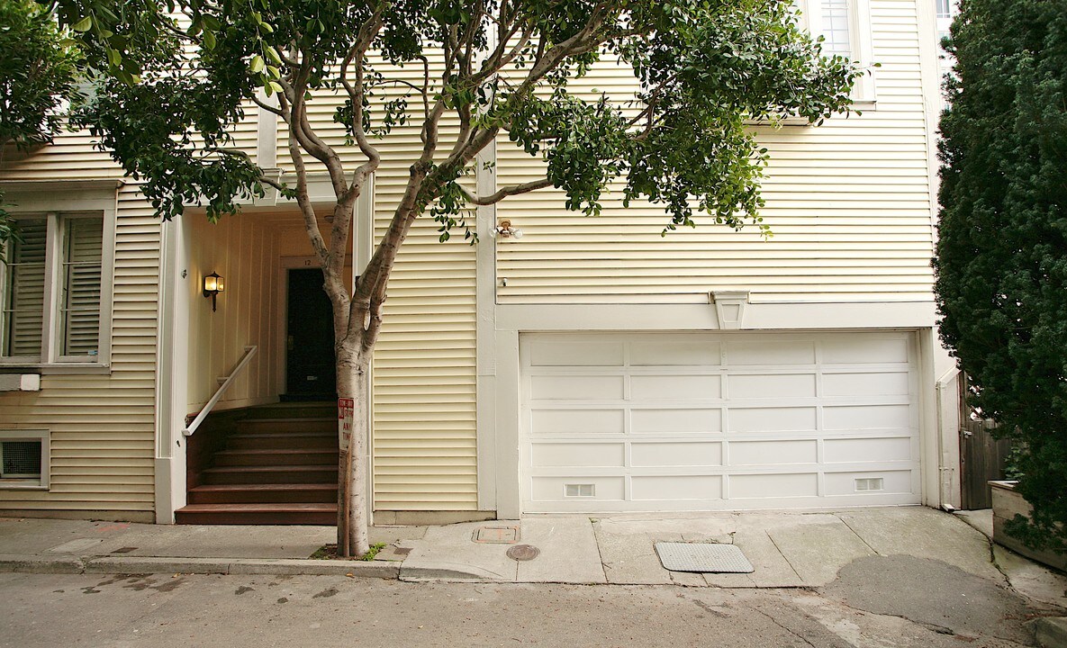 6 Leroy Pl in San Francisco, CA - Building Photo