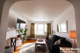 90 Kilsyth Rd in Boston, MA - Building Photo - Building Photo