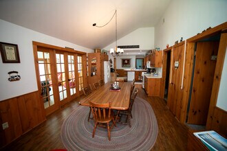 6 Sandy Cv in Grand Isle, VT - Building Photo - Building Photo