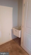 806 Admiral's Quay Dr in Mechanicsburg, PA - Building Photo - Building Photo