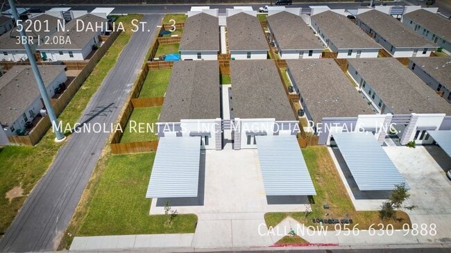 5201 N Dahlia St in Pharr, TX - Building Photo - Building Photo