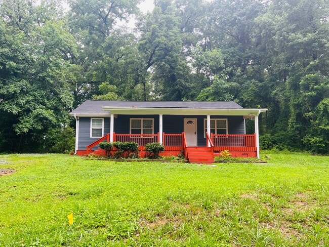 property at 3402 Old Fairburn Rd