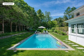 2 Longview Rd in Southampton, NY - Building Photo - Building Photo