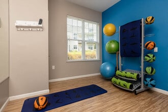 The Lofts at Strickland Glen in Raleigh, NC - Building Photo - Building Photo