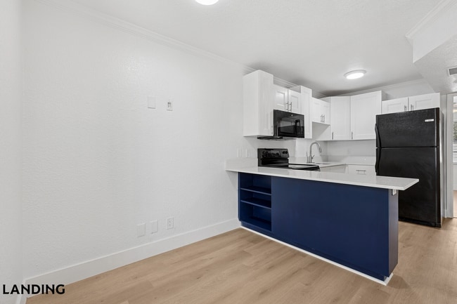 6822 S Shamrock Rd, Unit 01-108 in Tampa, FL - Building Photo - Building Photo