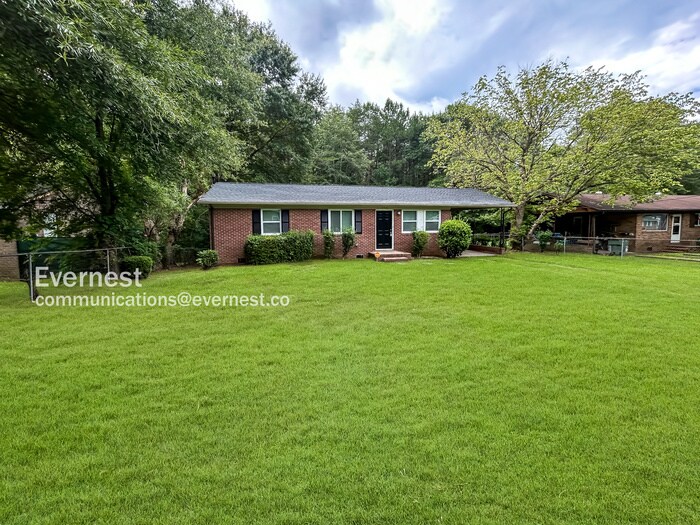 2741 Mary Ave in Gastonia, NC - Building Photo