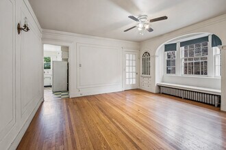 3006 W Logan Blvd in Chicago, IL - Building Photo - Building Photo