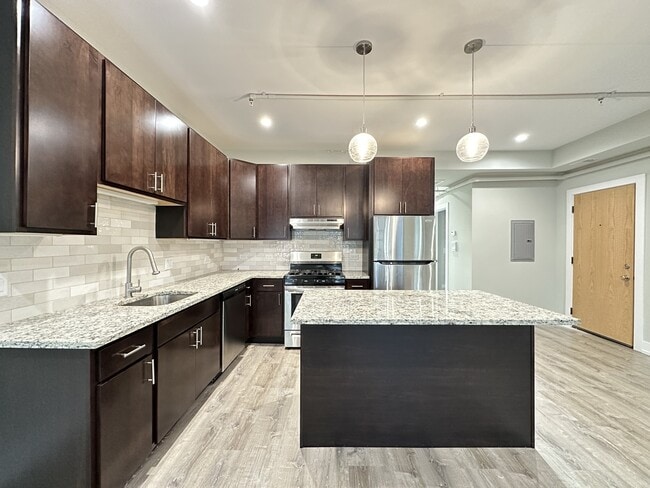 1147 Maple Ave in Evanston, IL - Building Photo - Building Photo