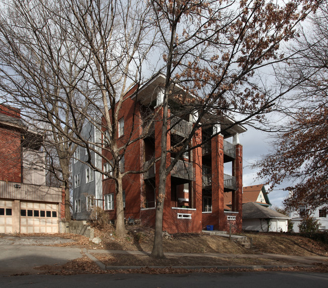 1610-1612 Valentine Rd in Kansas City, MO - Building Photo - Building Photo