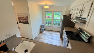 17411 Pipers Way in Olney, MD - Building Photo - Building Photo