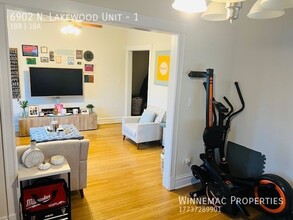 6902 N Lakewood Ave-Unit -1 in Chicago, IL - Building Photo - Building Photo