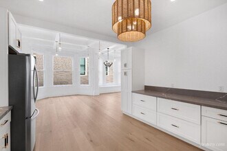 814 Divisadero St in San Francisco, CA - Building Photo - Building Photo