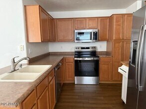 14856 W Ventura St in Surprise, AZ - Foto de edificio - Building Photo