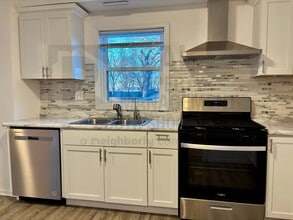 2104 E 73rd Ave in Merrillville, IN - Building Photo - Building Photo