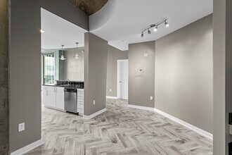 210 N Church St in Charlotte, NC - Building Photo - Building Photo