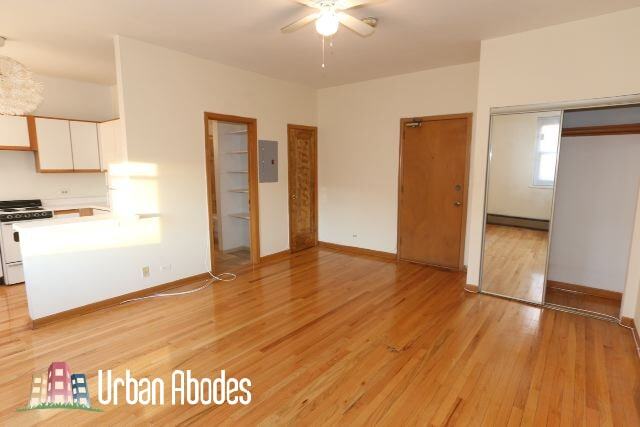 634 W Barry Ave, Unit A06C in Chicago, IL - Building Photo - Building Photo