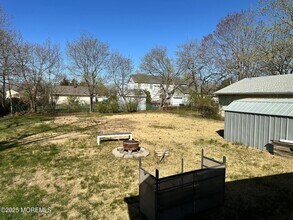 204 Dickinson Ave in Toms River, NJ - Building Photo - Building Photo