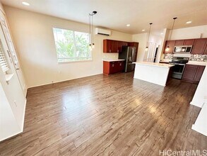 801 Kakala St in Kapolei, HI - Building Photo - Building Photo