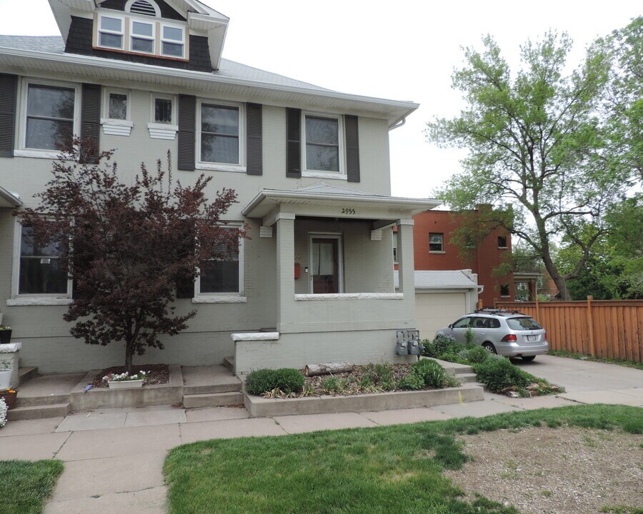 2955 E 11th Ave in Denver, CO - Building Photo