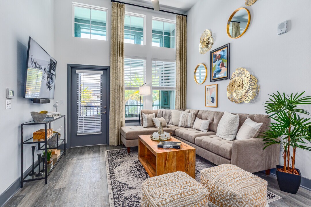 Addison Farms in Apopka, FL - Building Photo
