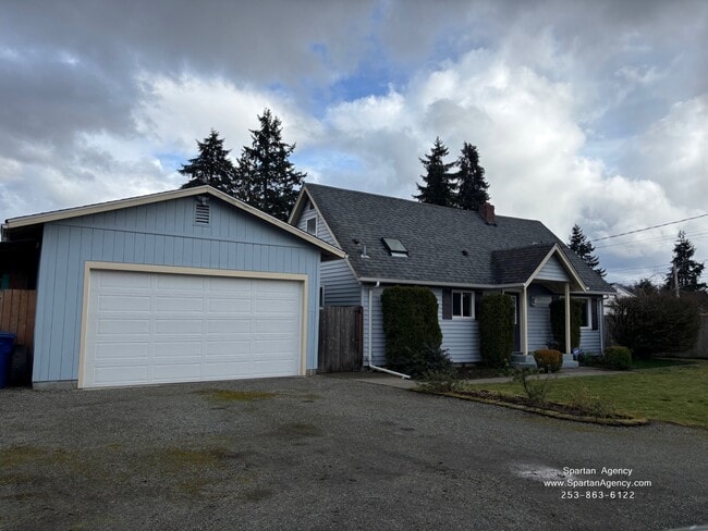 1405 4th Ave NW in Puyallup, WA - Building Photo - Building Photo
