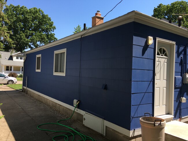 624 Frederick St in Royal Oak, MI - Building Photo - Building Photo