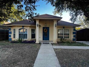 307 Hancock Ct in Laredo, TX - Building Photo - Building Photo