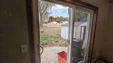 3711 Mangin St, Unit 3711 in Manitowoc, WI - Building Photo - Building Photo