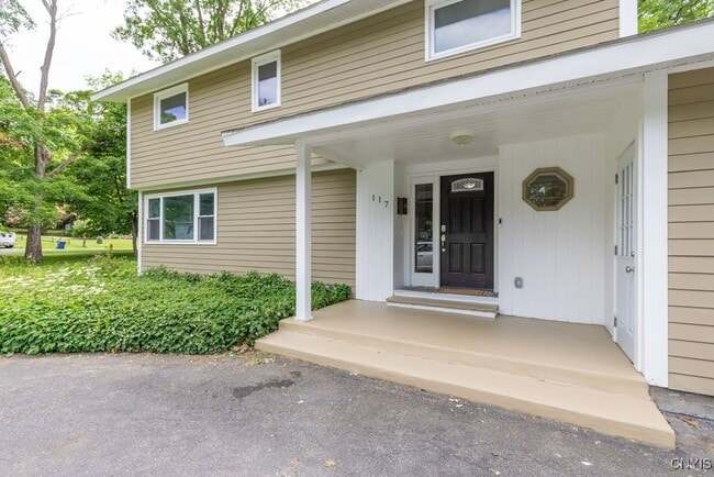 117 Treeland Cir in Syracuse, NY - Building Photo - Building Photo