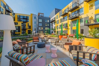 1989 Main in Kansas City, MO - Building Photo - Building Photo