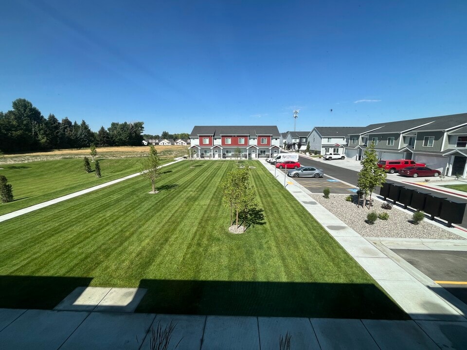 SouthBridge Townhomes in Idaho Falls, ID - Foto de edificio