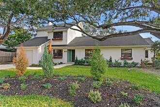 4504 W Lamb Ave in Tampa, FL - Building Photo - Building Photo