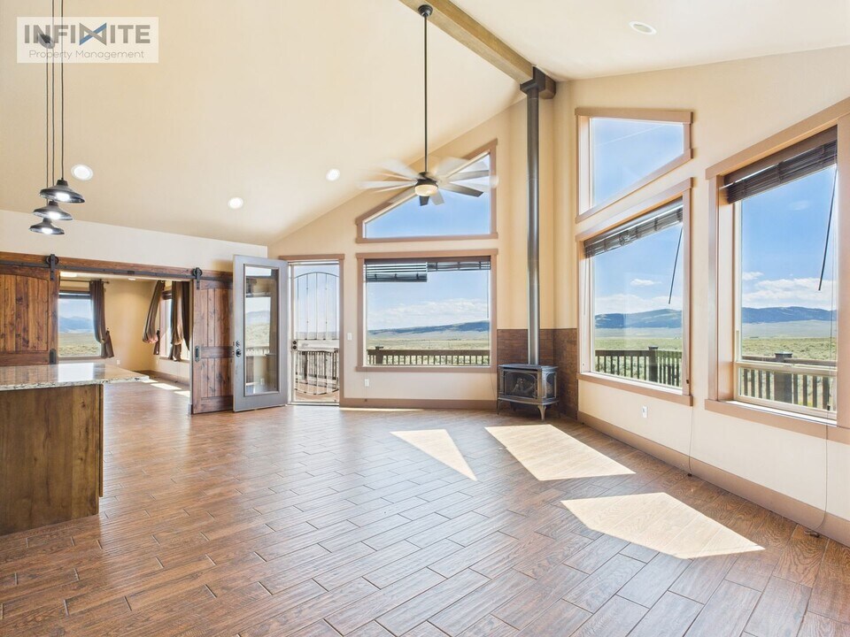 211 Great Escape Rd in Wilsall, MT - Building Photo