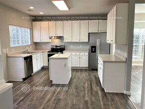 1108 Sandstone Ct in Mebane, NC - Building Photo - Building Photo