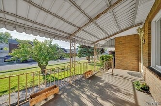 85 Warsaw St in Buffalo, NY - Building Photo - Building Photo