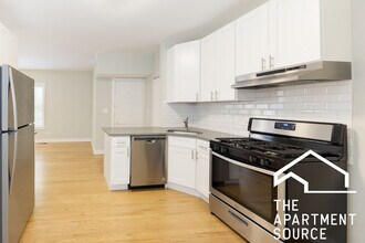 3527 N Broadway St, Unit 1W in Chicago, IL - Building Photo - Building Photo