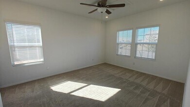 106 Arbordale St in Andice, TX - Building Photo - Building Photo