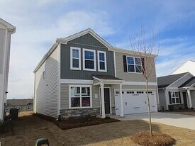 11 Chalet Ct in Anderson, SC - Building Photo