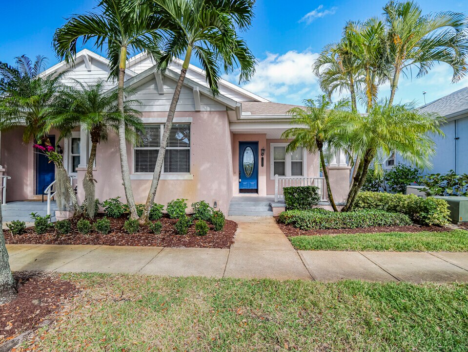 7536 15th St in Vero Beach, FL - Building Photo