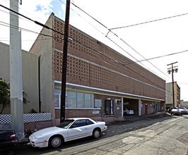 1816 Hart St in Honolulu, HI - Building Photo - Building Photo