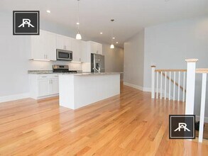8 Islington St in Boston, MA - Building Photo - Building Photo