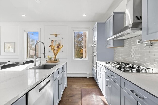 27 Hackensack Plank Rd in Weehawken, NJ - Building Photo - Building Photo