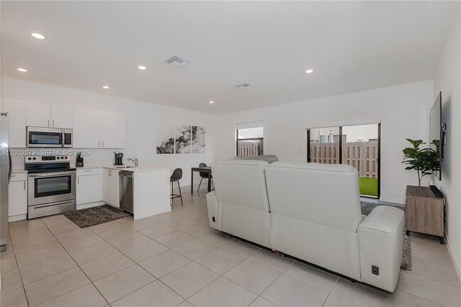 13037 SW 286th Wy in Homestead, FL - Building Photo - Building Photo