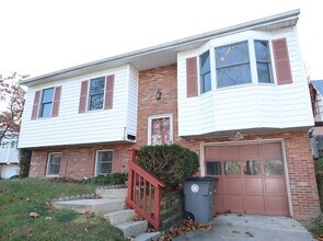 310 Farragut Ave in Rockville, MD - Building Photo - Building Photo