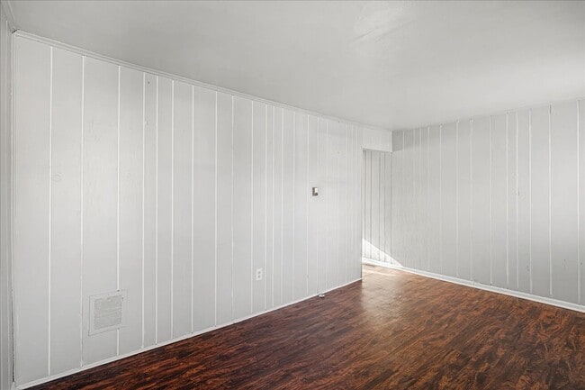 1314 Argus Rd in Camden, NJ - Building Photo - Building Photo