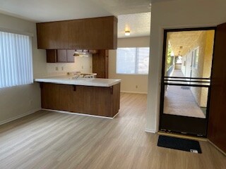 4040 W 130th St-Unit -9 in Hawthorne, CA - Foto de edificio - Building Photo