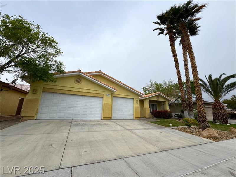 5617 Burdel St in Las Vegas, NV - Building Photo