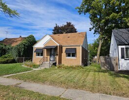 512 W 49th Ave in Gary, IN - Building Photo