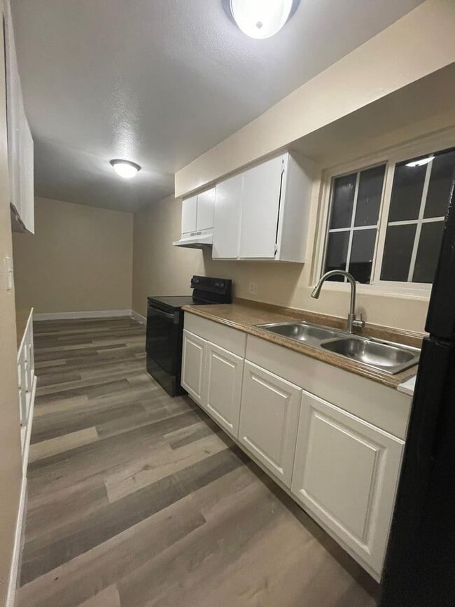 property at 861 N Bruce St