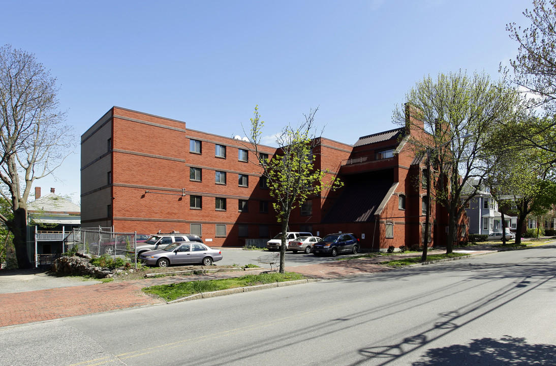 Cumberland Park Place in Portland, ME - Foto de edificio